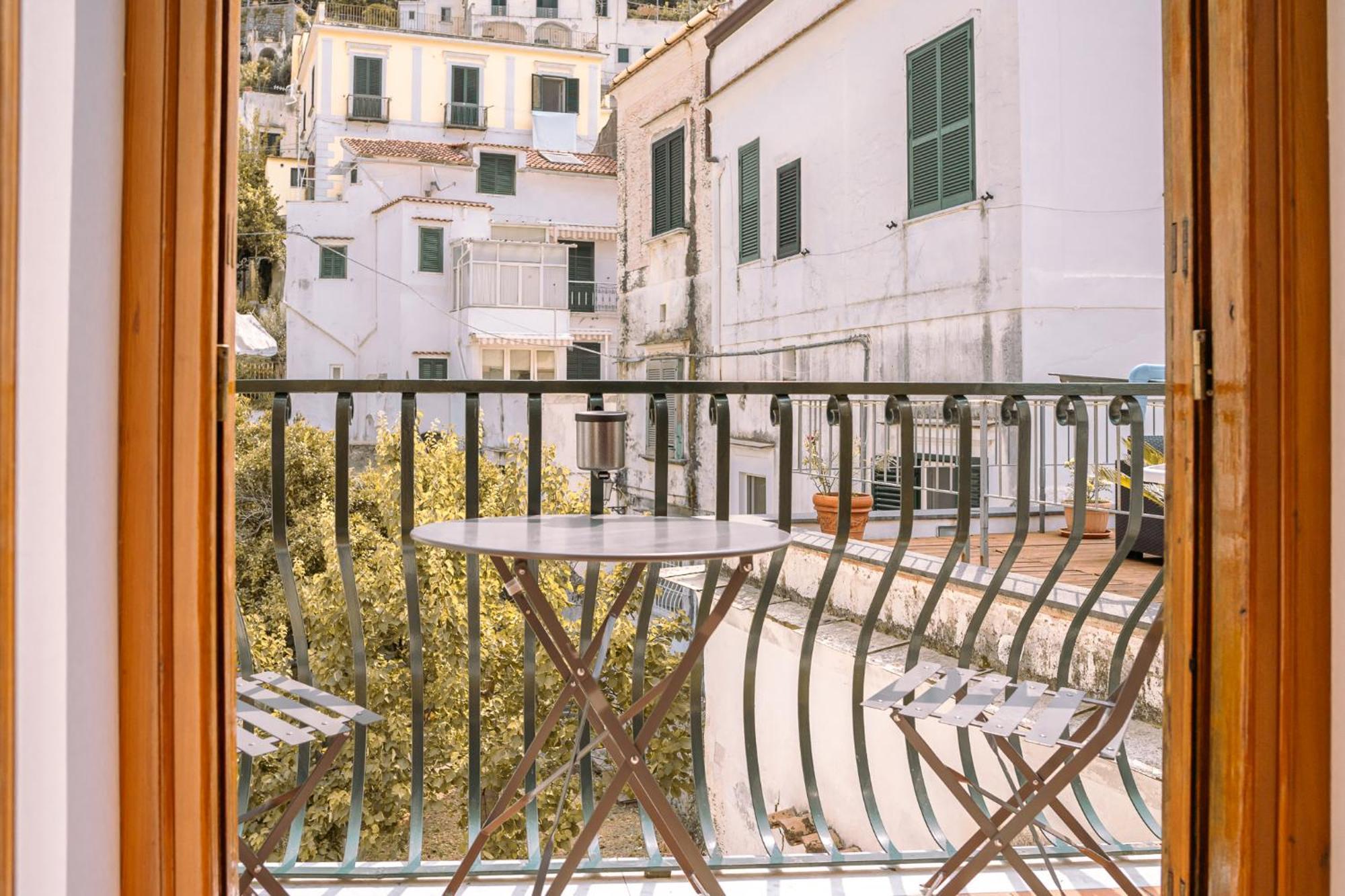 Residenza Ester Amalfi Exterior photo